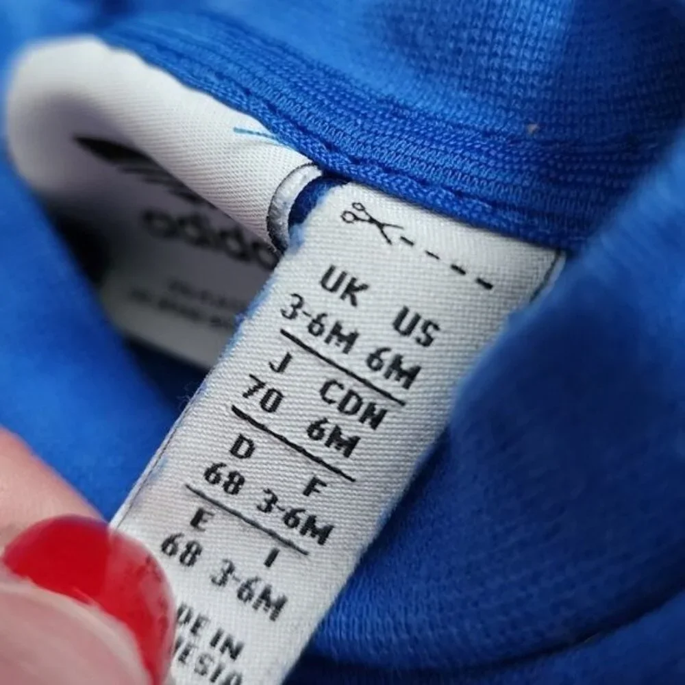 ADIDAS sweatsuit in blue / white size 3-6 Months